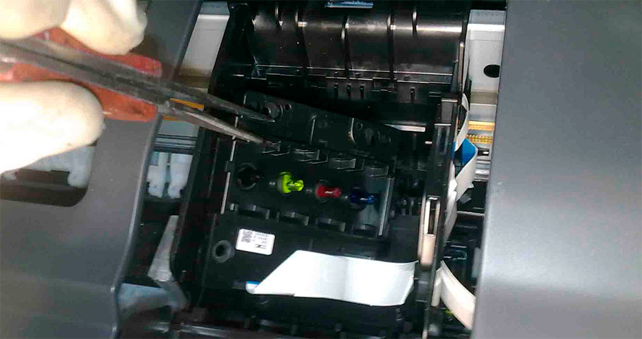 Высохла ли печатающая головка струйного принтера canon и каким чистящим средством можно промыть печатающую головку струйного принтера, картриджи и СНПЧ